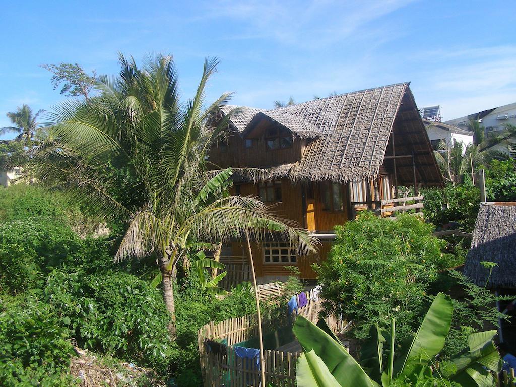 Paras Inn Boracay エクステリア 写真